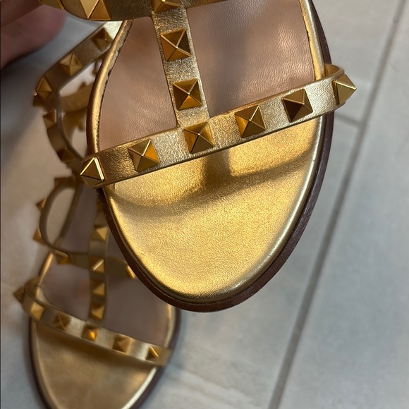 Valentino Gold Metallic Gladiator Sandals - Picture 7 of 16